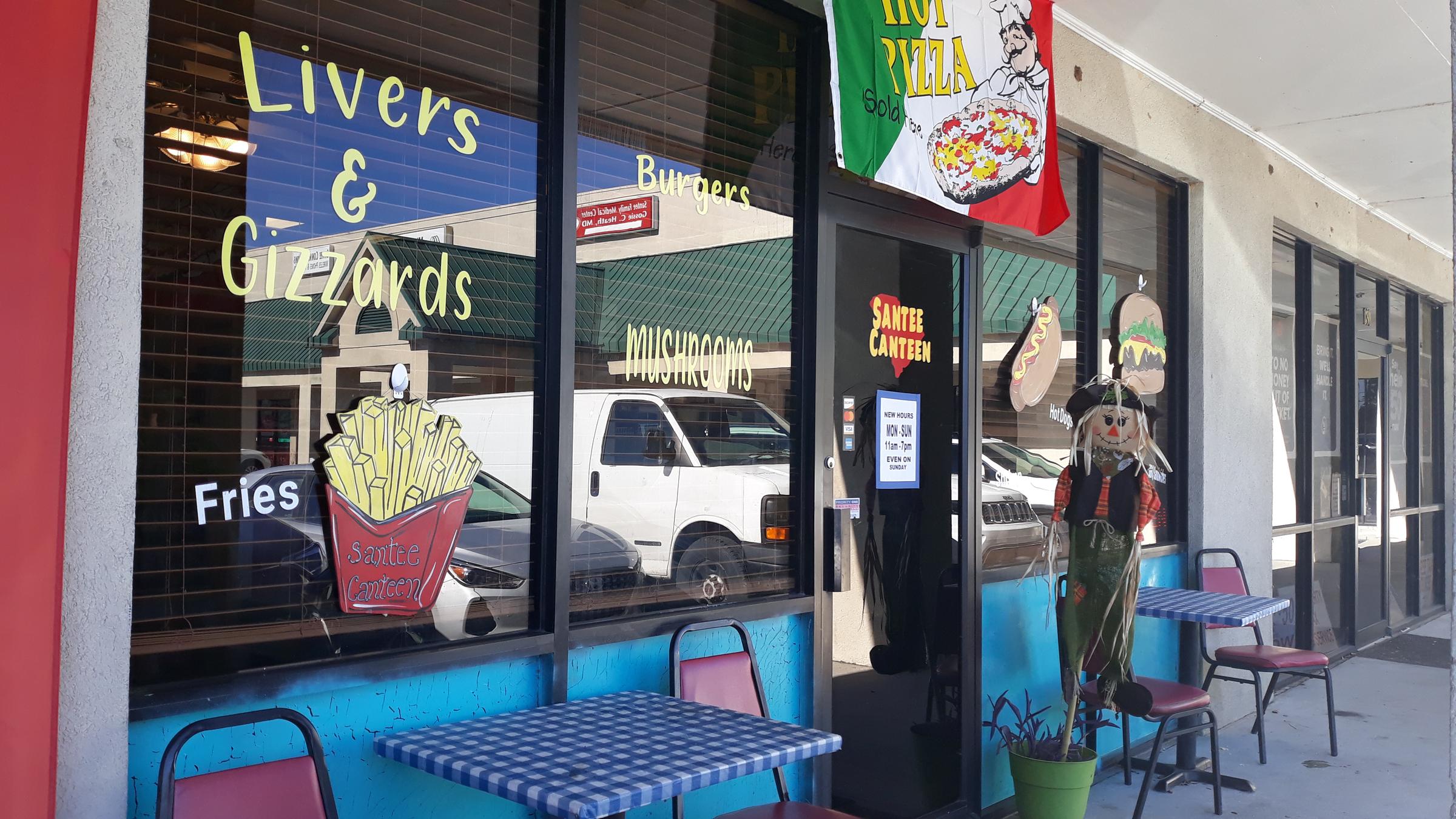 Santee Canteen Pet Policy