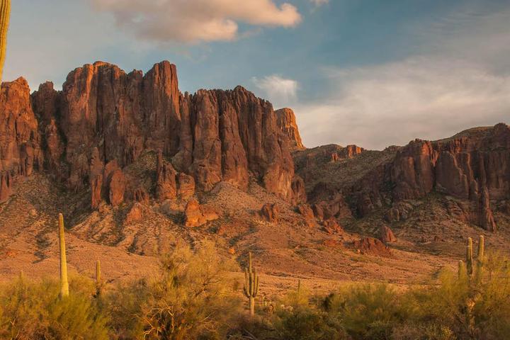 Pet Friendly Lost Dutchman State Park