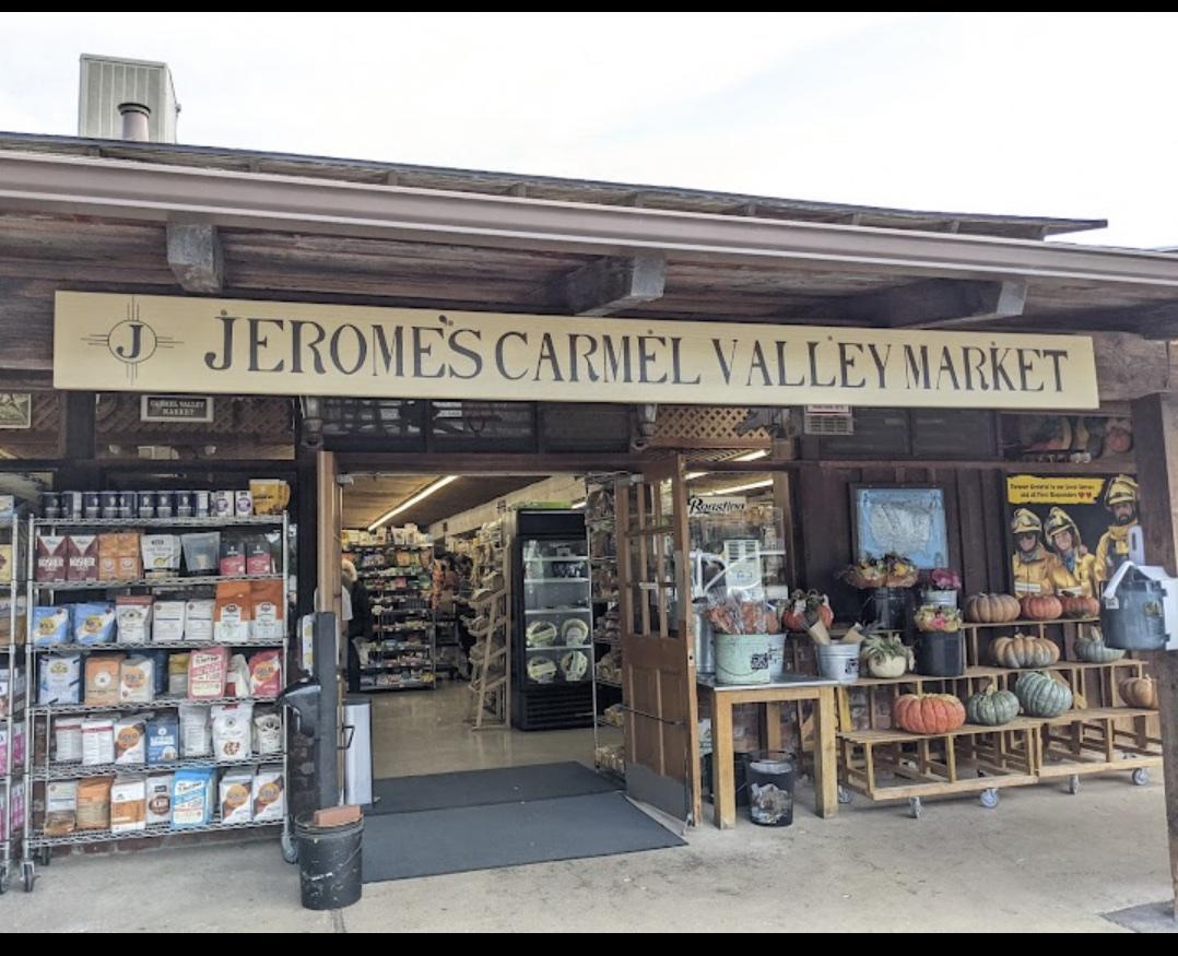 Pet Friendly Jerome's Carmel Valley Market