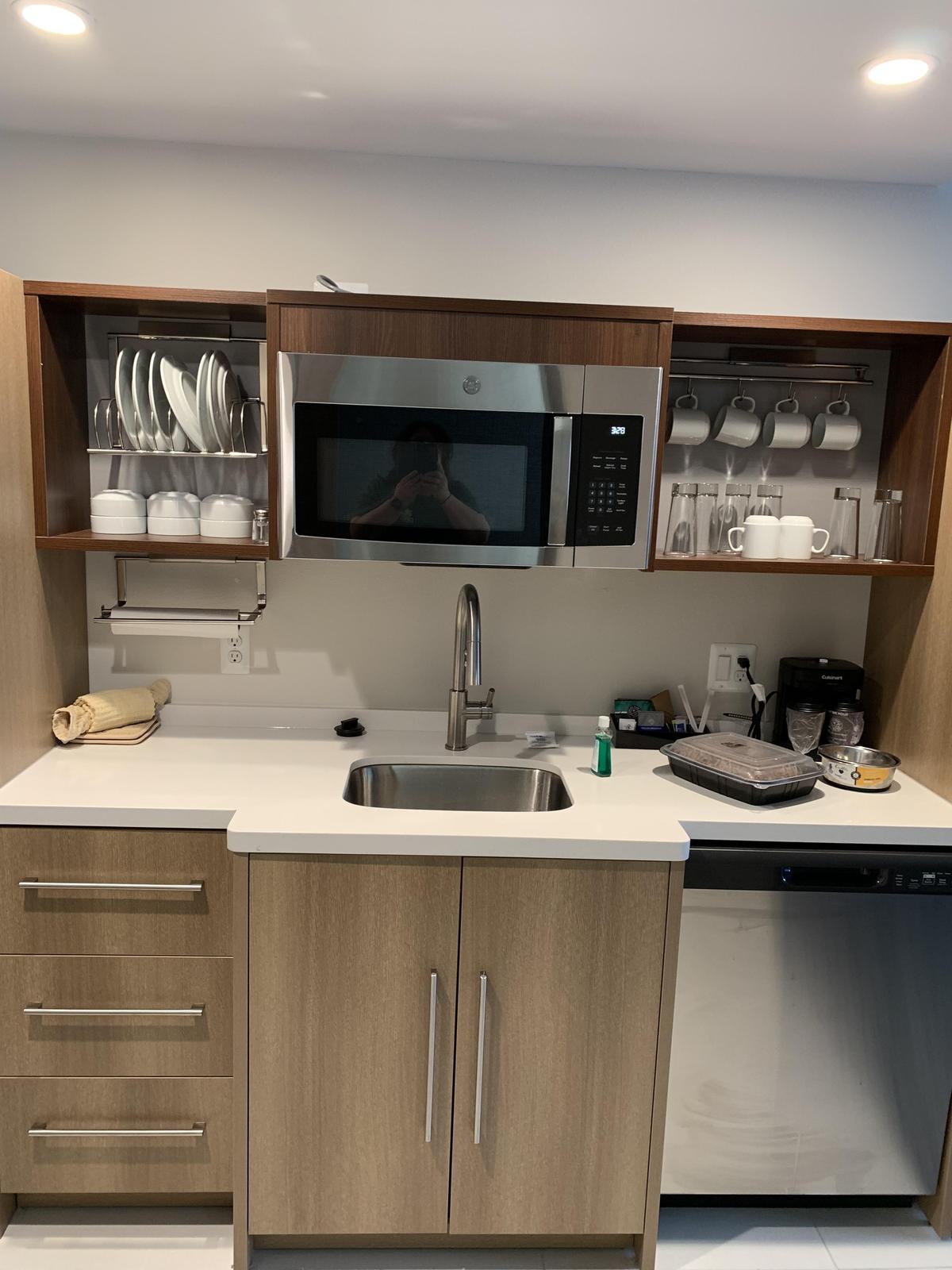 Home2 Suites by Hilton Northville Detroit Pet Policy