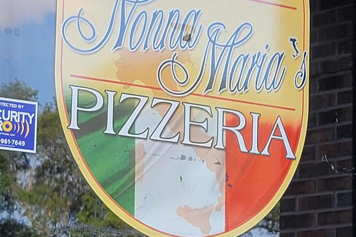 Pet Friendly Nonna Maria's Pizzeria