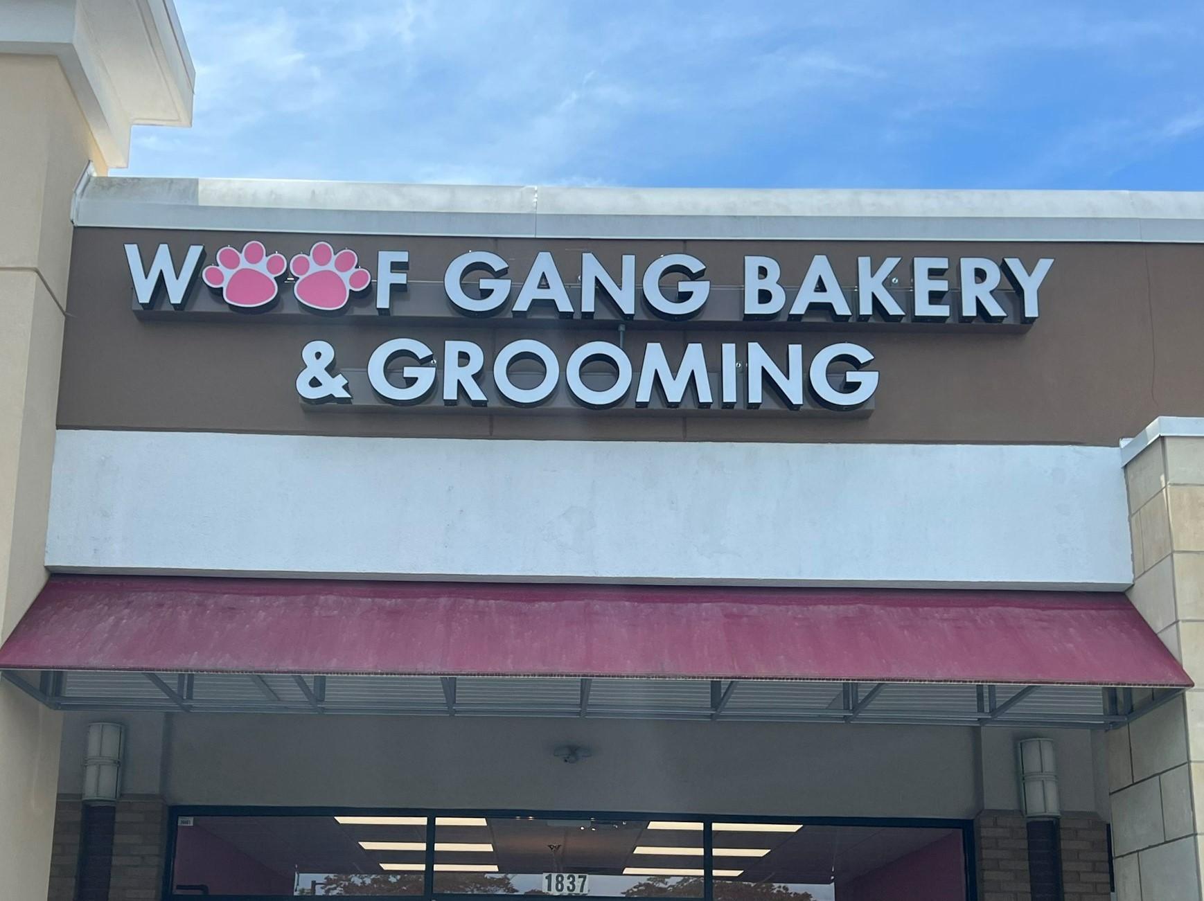 Pet Friendly Woof Gang Bakery & Grooming Durham