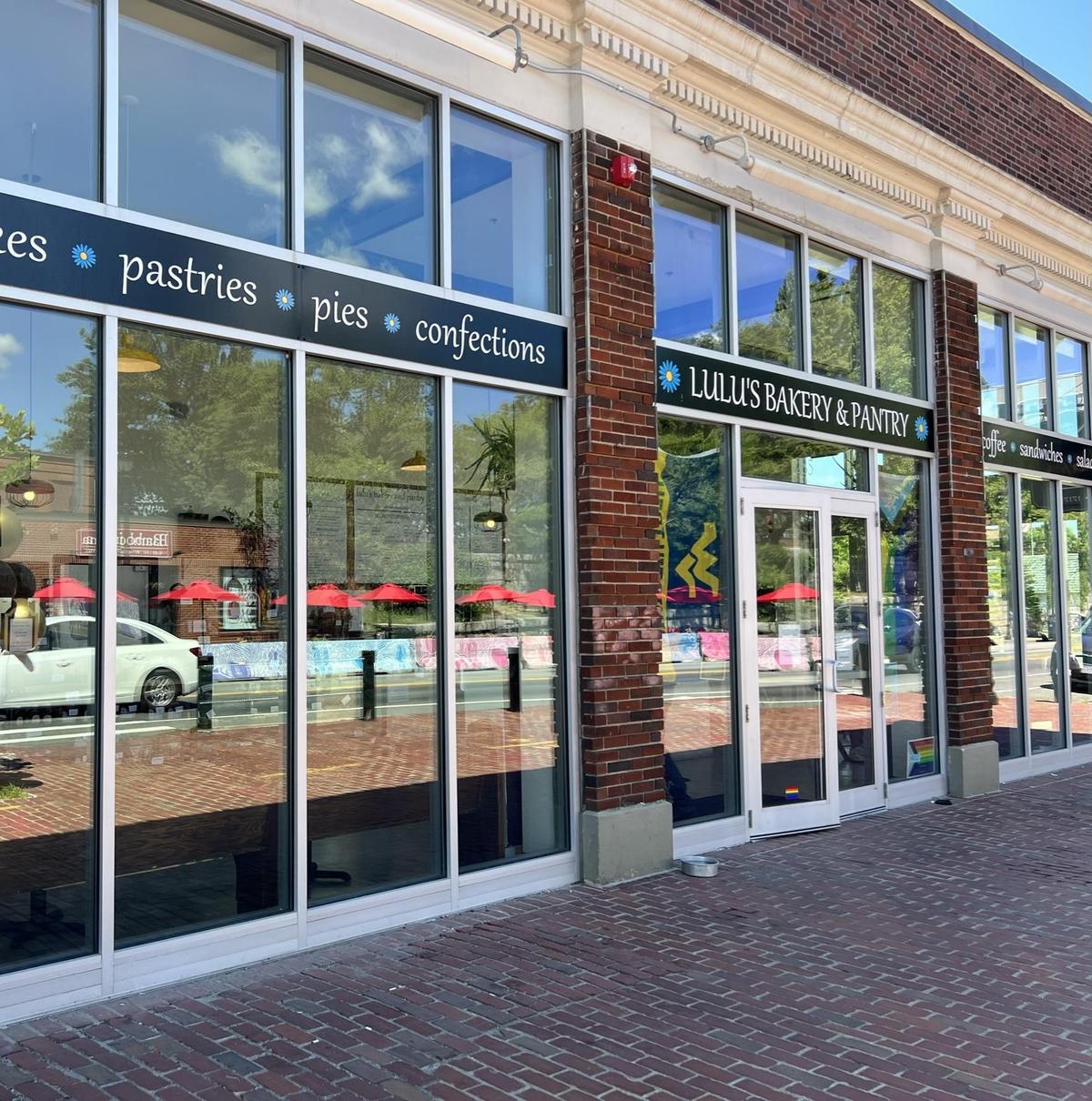 Lulu's Bakery and Pantry Is Pet Friendly