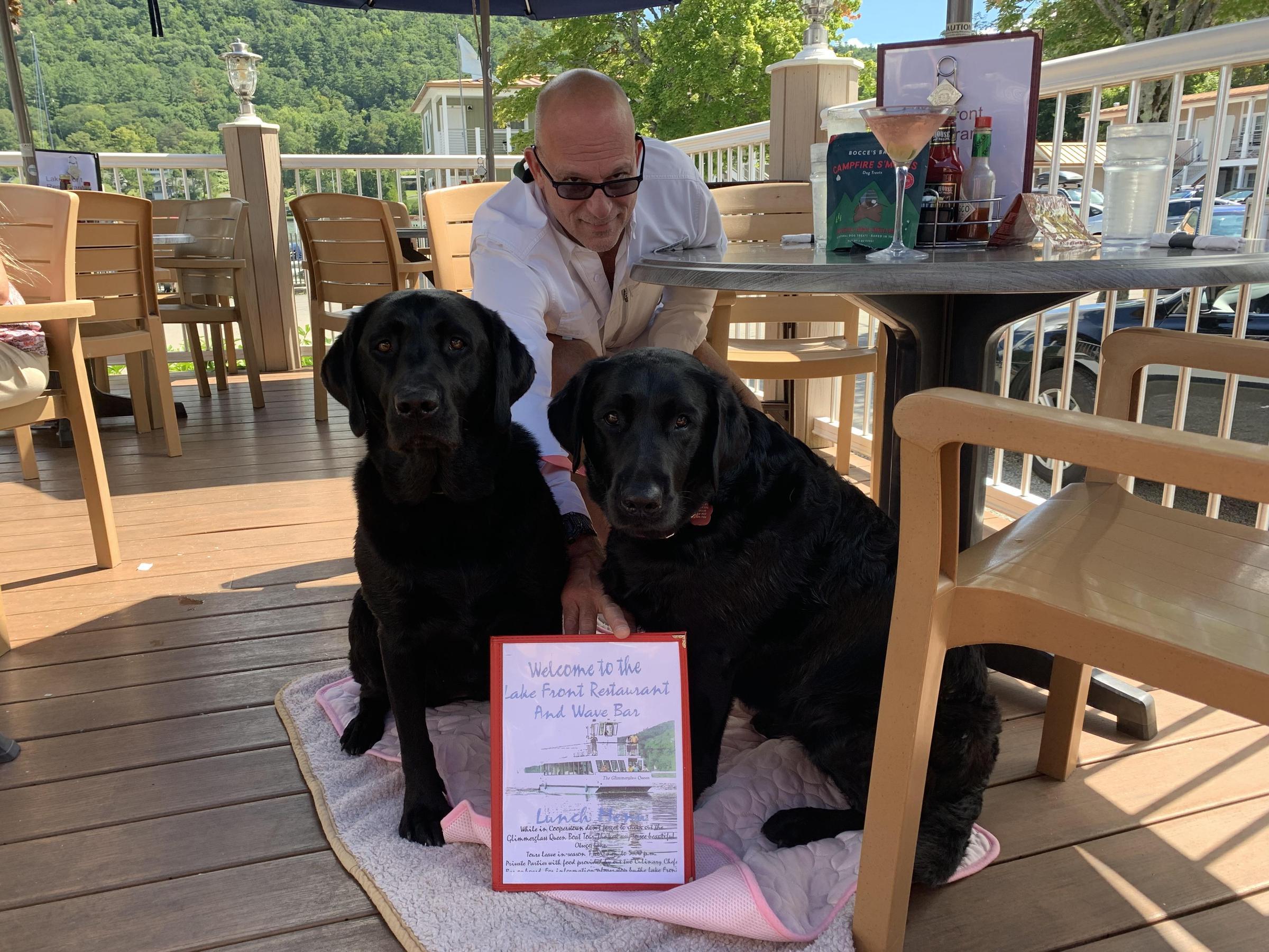 Pet Friendly Lake Front Restaurant and Bar