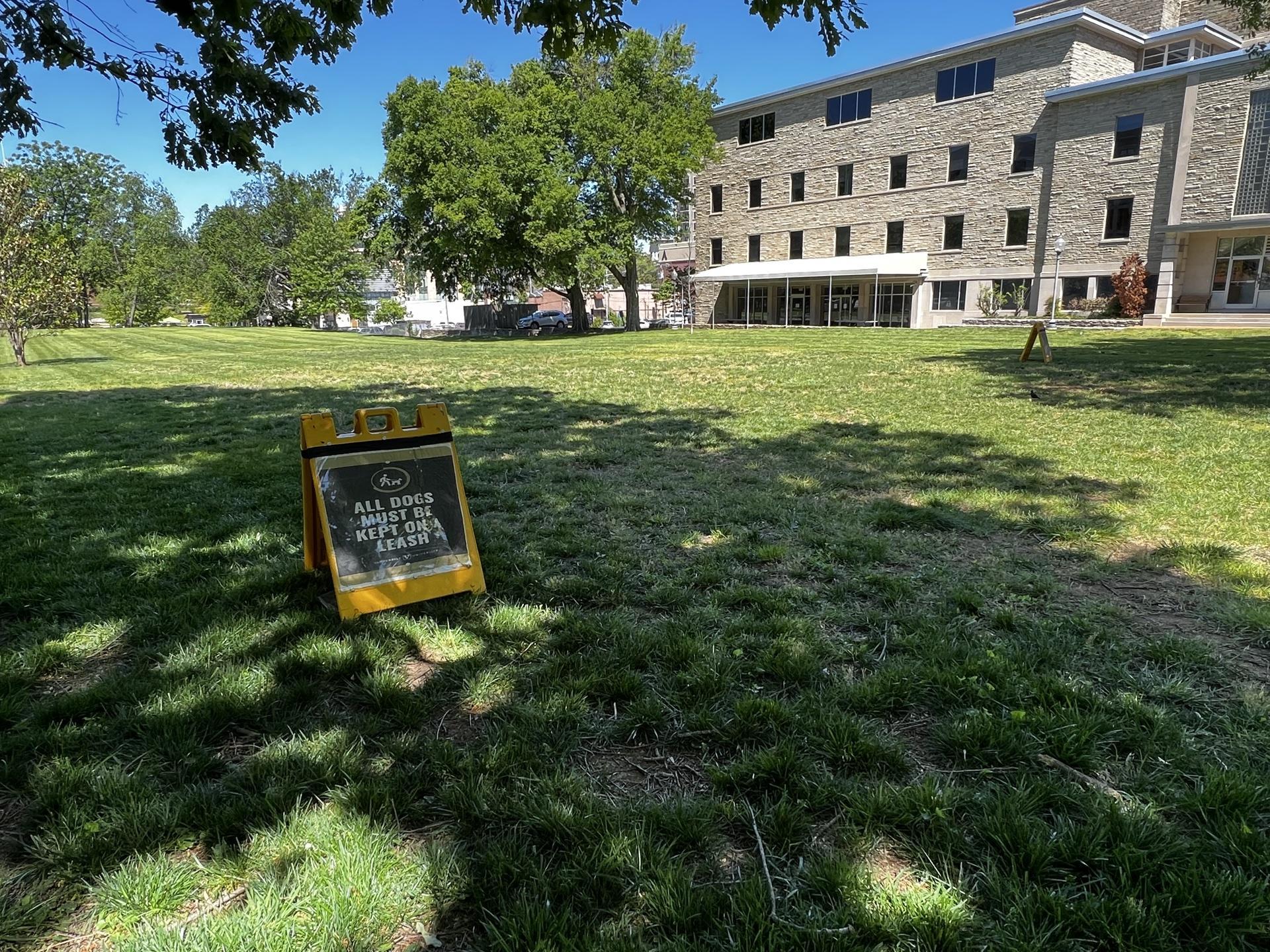 Pet Friendly Vanderbilt University - Bennett Lawn