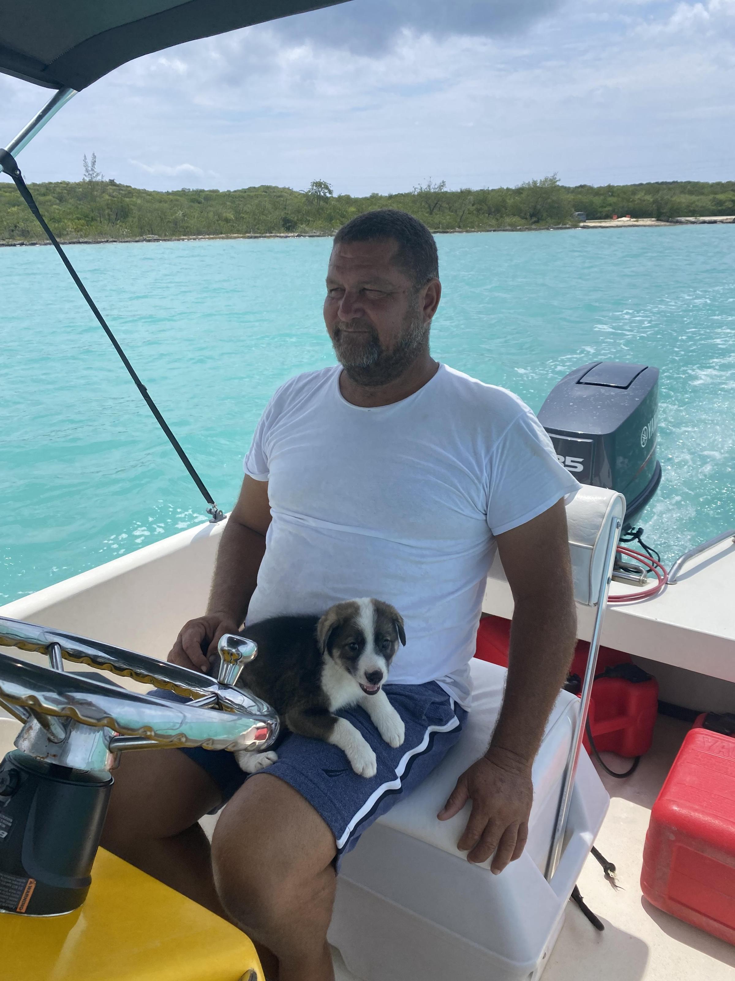 Pet Friendly Long Island Bahamas Boat Rentals and Tours