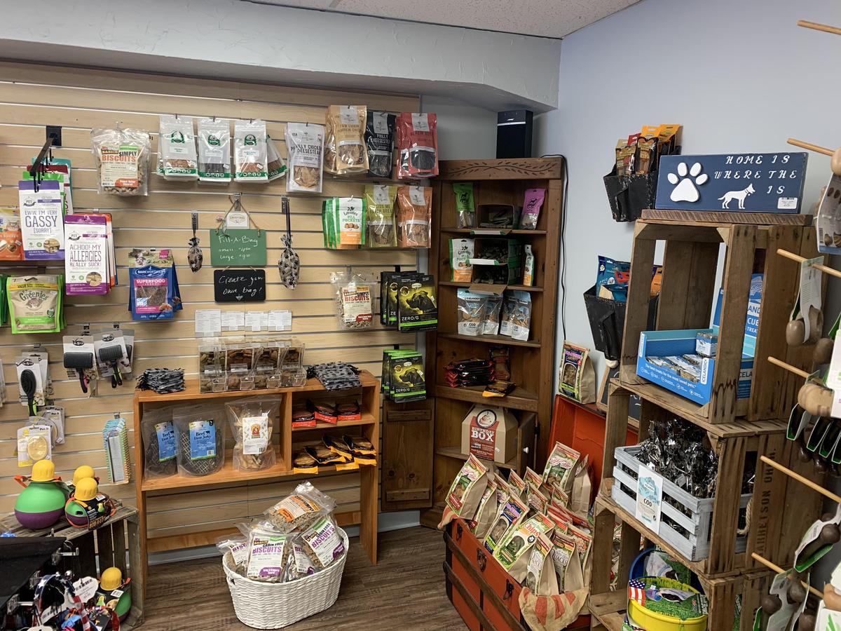 Pet gift shop near me hotsell