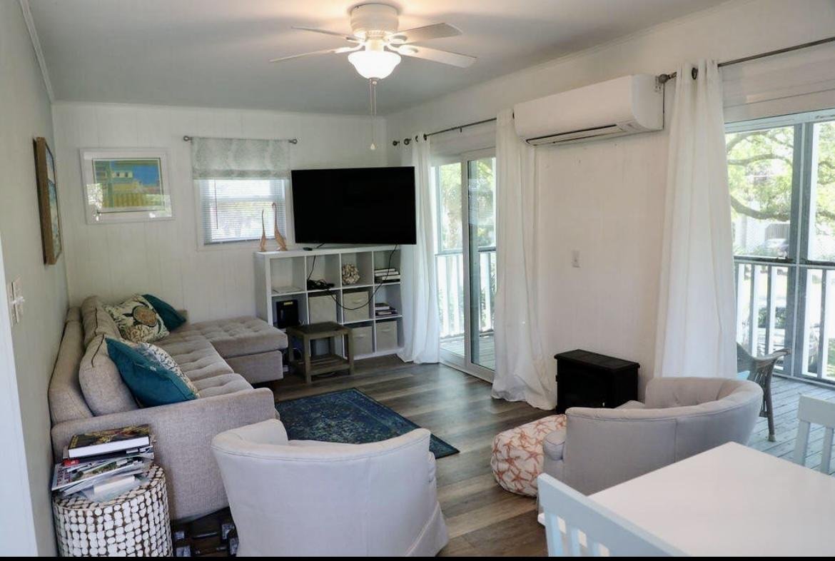 Living room in a dog-friendly Edisto Island vacation rental.