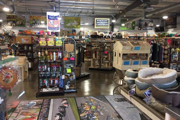 Pet Friendly Paws Stop - Specialty Pet Food & Supplies