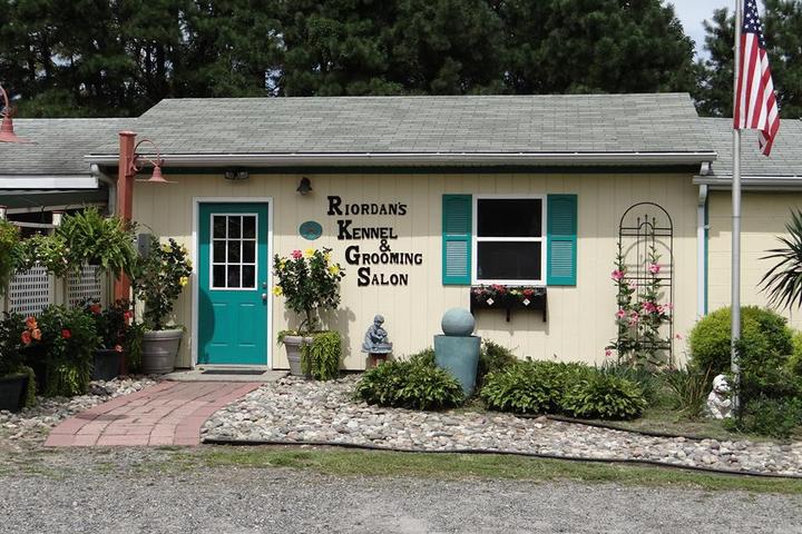 Pet Friendly Riordan's Kennel and Grooming Salon