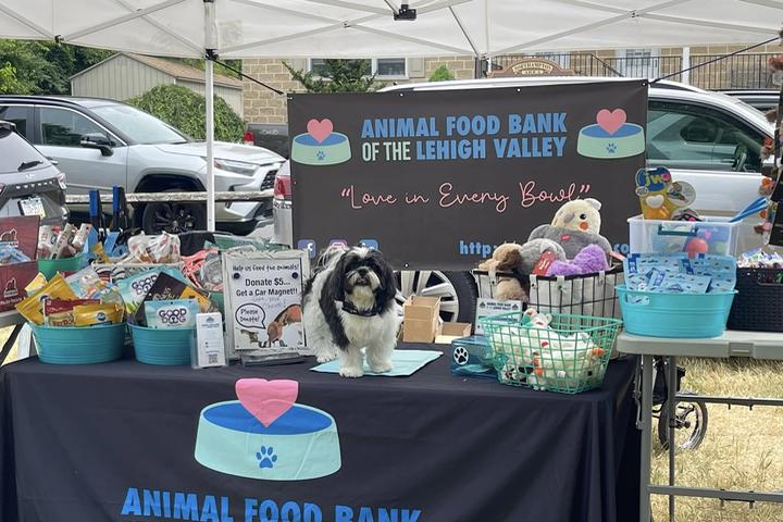 Pet Friendly Animal Food Bank of the Lehigh Valley