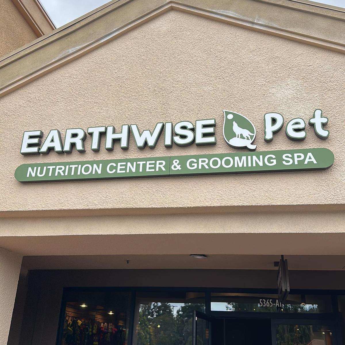 Earthwise Pet Nutrition Center Wellness Spa