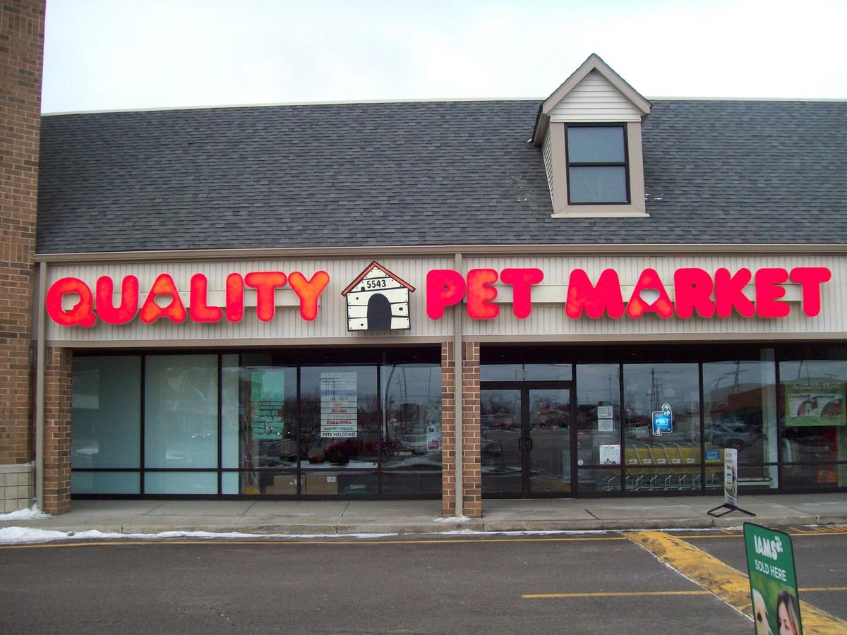 Pet stop outlet near me