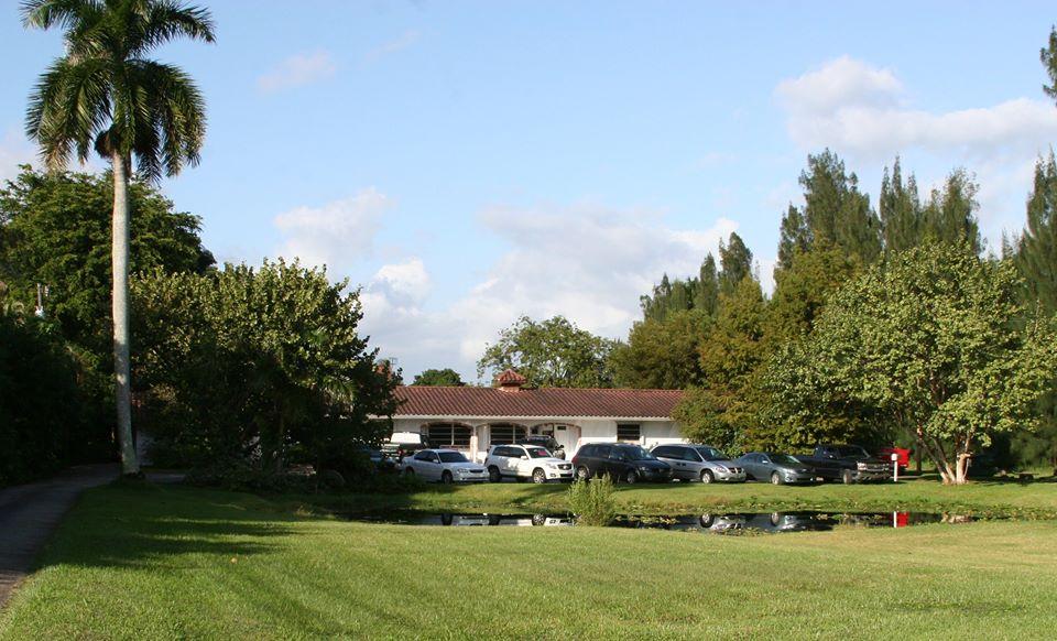 Camelot Animal Hospital and Boarding Kennel