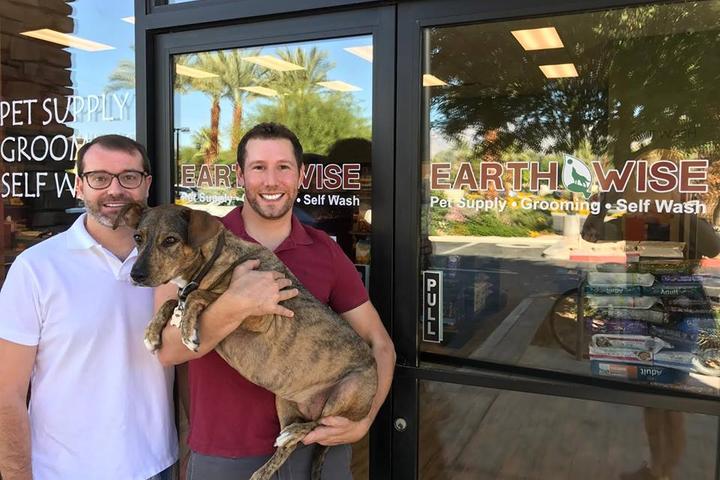 Pet Friendly EarthWise Pet Supply & Grooming