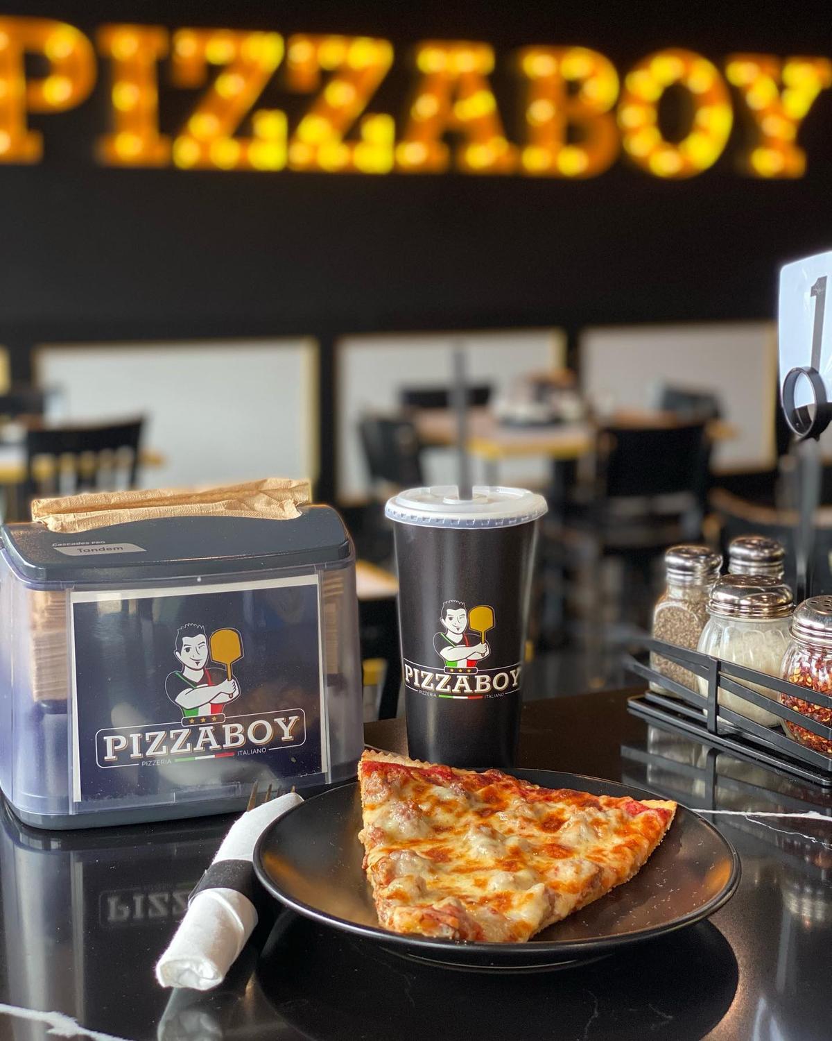 Pizza Boy Chicago Is Pet Friendly