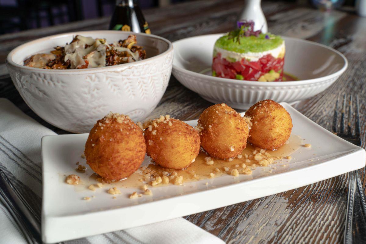 Dog Friendly Restaurants in Haddonfield, NJ - BringFido