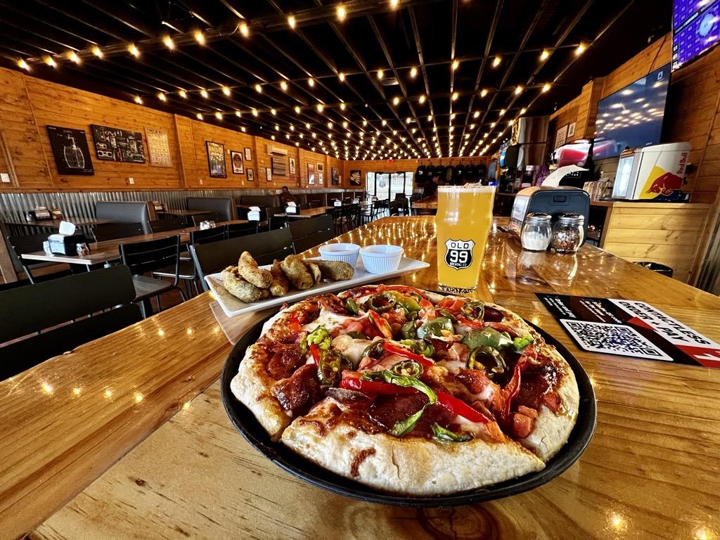 Pet Friendly Loggers Pizza + Beer