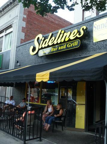 Pet Friendly Sidelines Sports Bar and Grill