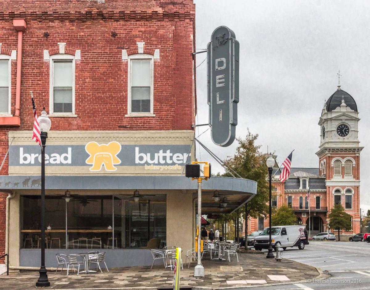 Bread and Butter Bakery Is Pet Friendly