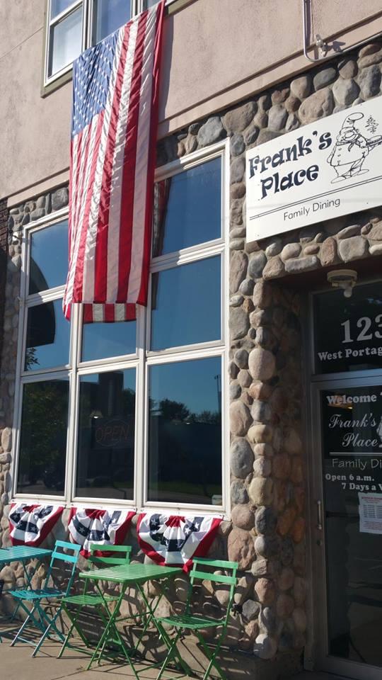 restaurants in sault ste marie mi
