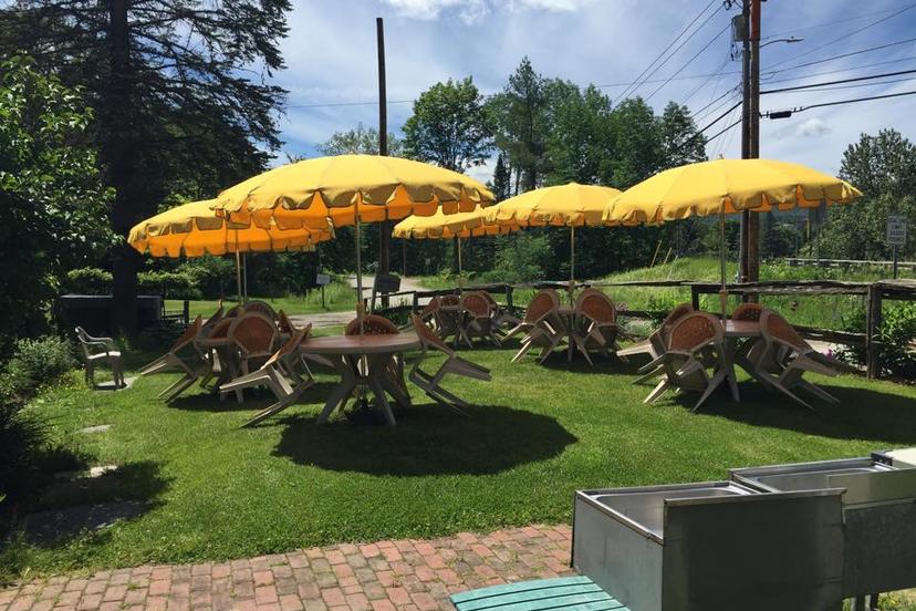 Dog Friendly Breakfast Restaurants in Vermont - BringFido