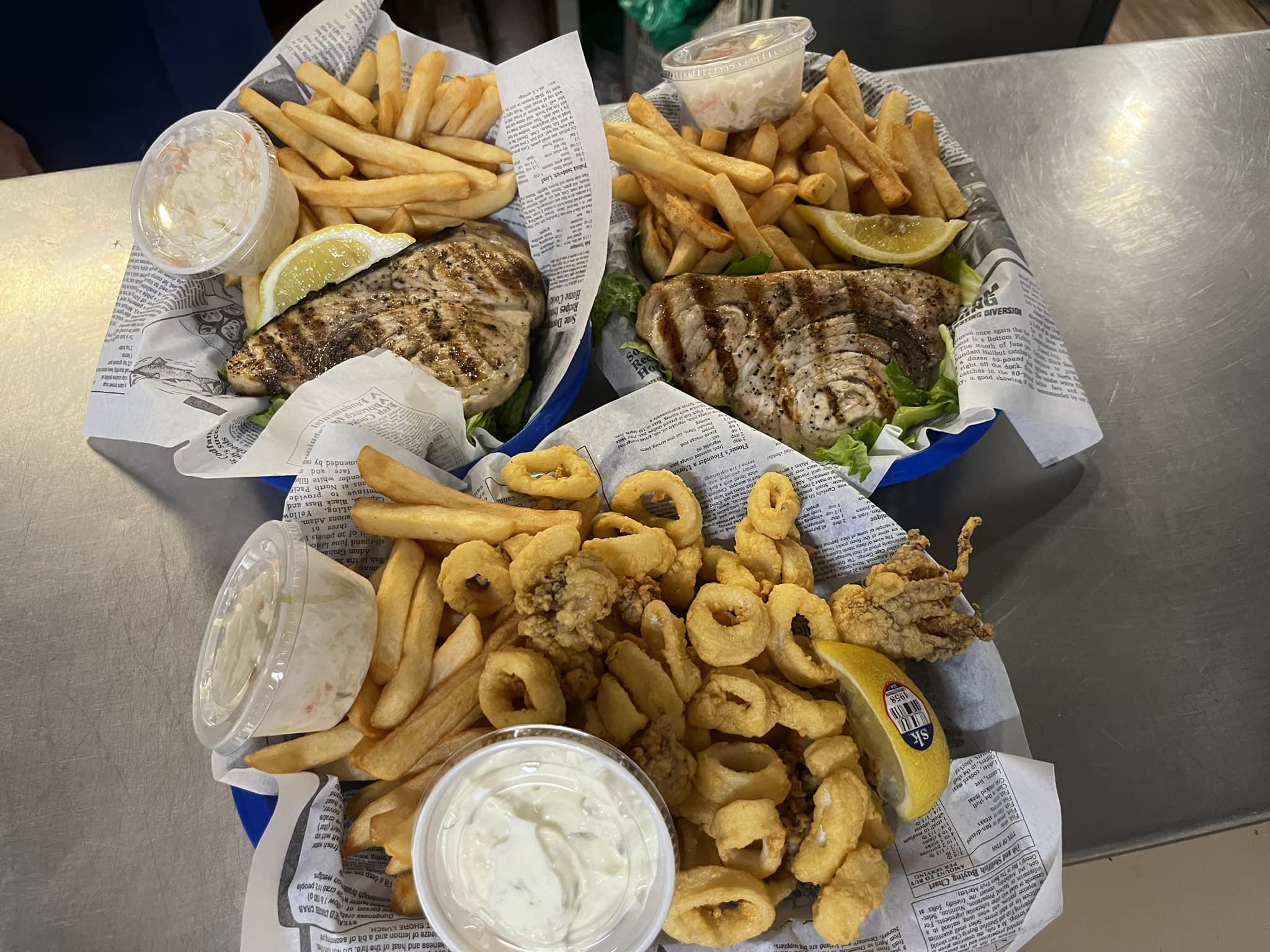 Twin Seafood Is Pet Friendly