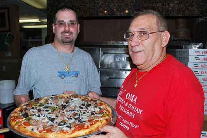 Pet Friendly Oma's Pizza and Italian Restaurant