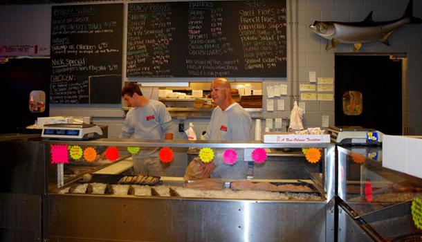 Columbia Street Seafood Is Pet Friendly