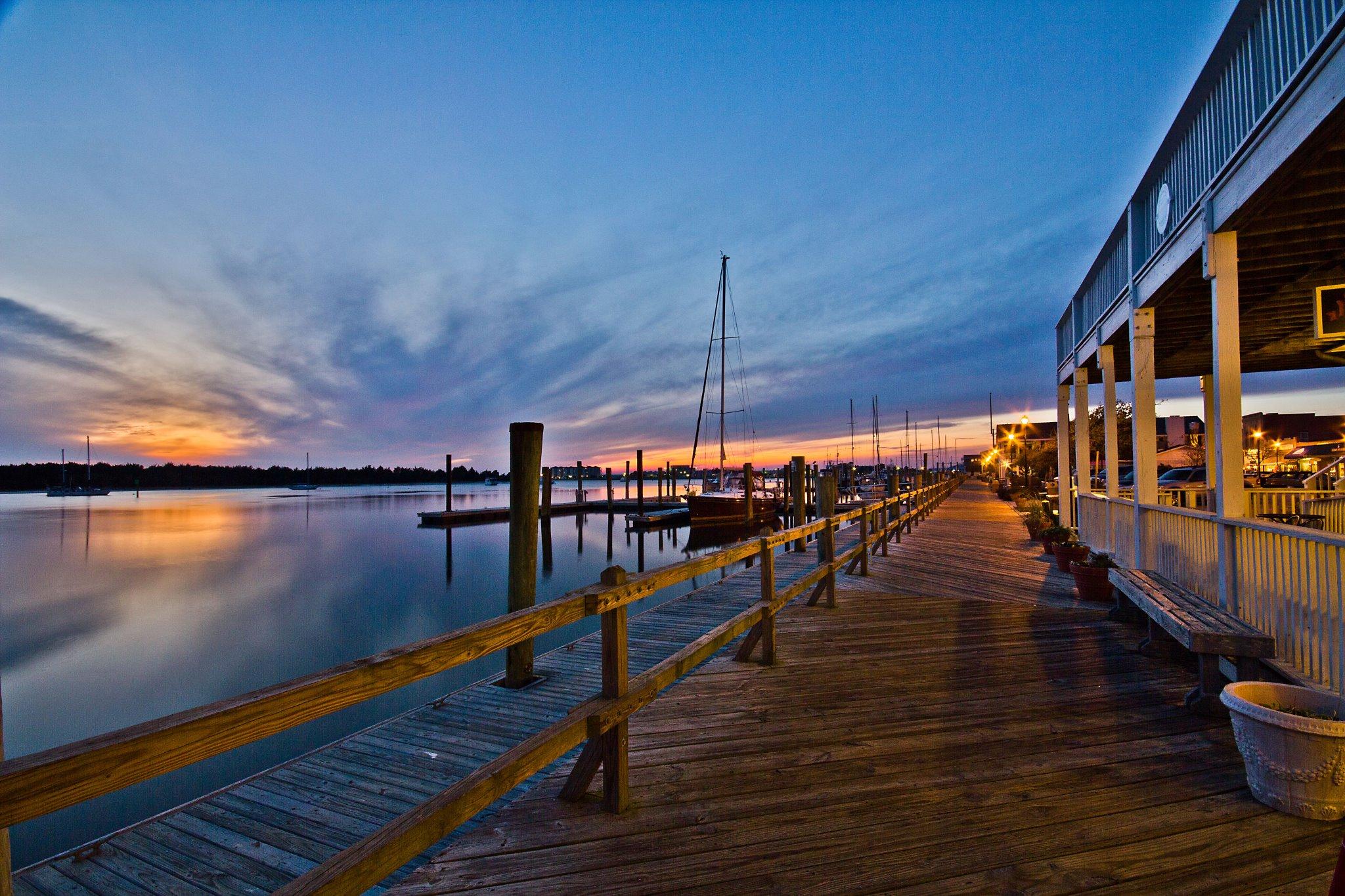 Dog Friendly Restaurants in Beaufort, NC BringFido