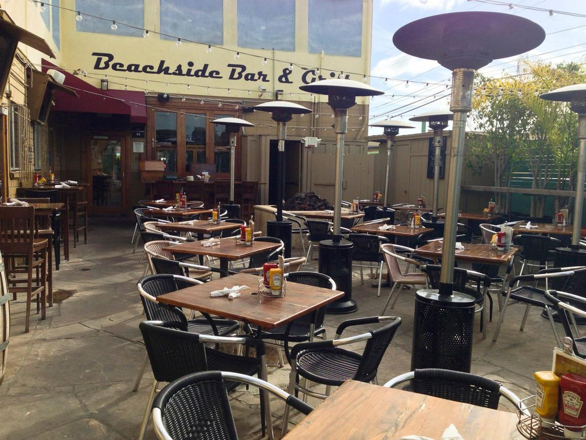 beachside bar and kitchen