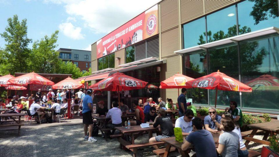 Dog Friendly Restaurants In Montreal Qc Bringfido