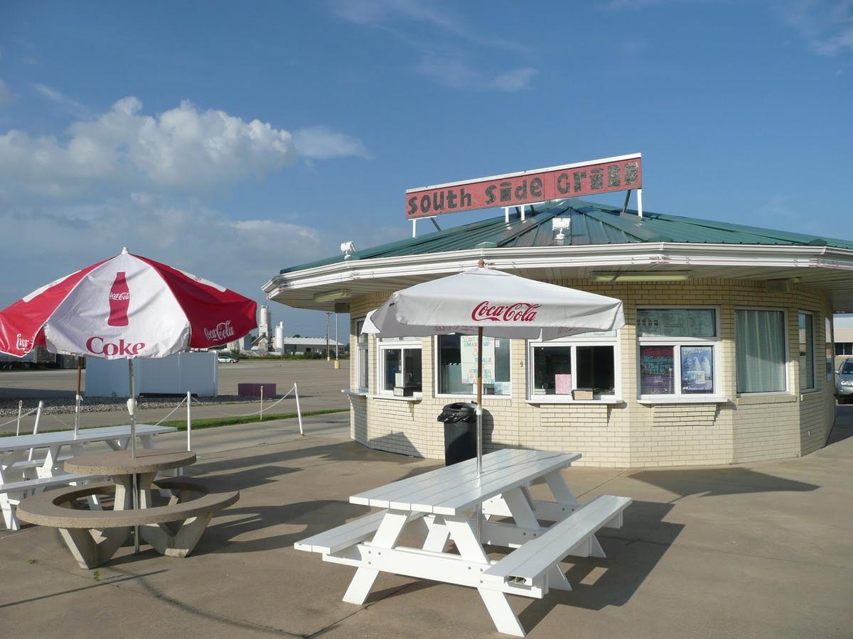 Mill City Dairy Bar Is Pet Friendly
