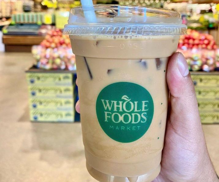 Whole foods dogs allowed 2025