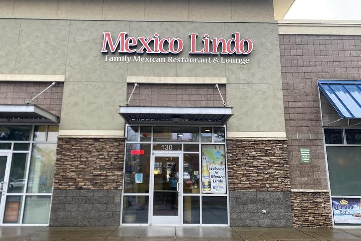Pet Friendly Mexico Lindo Mexican Restaurant & Lounge