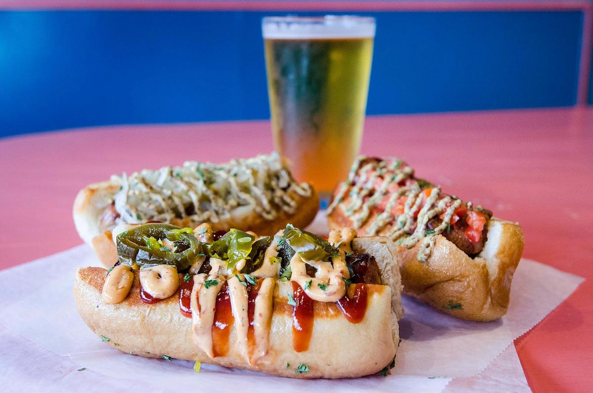 Dat Dog Is Pet Friendly