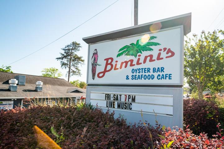 Pet Friendly Bimini's Oyster Bar and Seafood Cafe