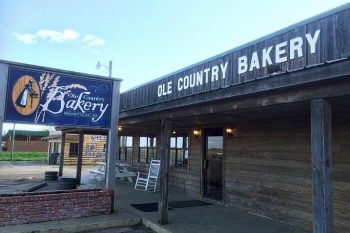Pet Friendly Ole Country Bakery