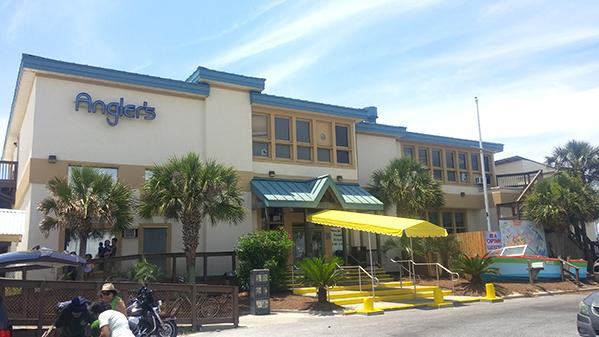 Dog Friendly Waterfront Restaurants in Fort Walton Beach, FL - BringFido