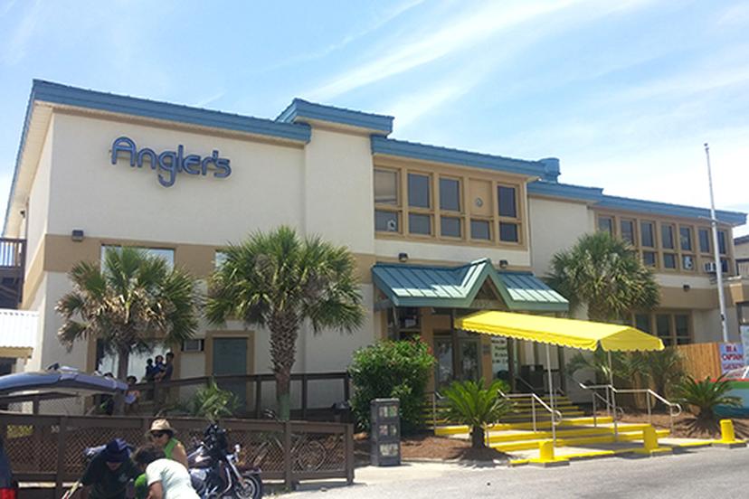 Dog Friendly Waterfront Restaurants in Fort Walton Beach, FL - BringFido