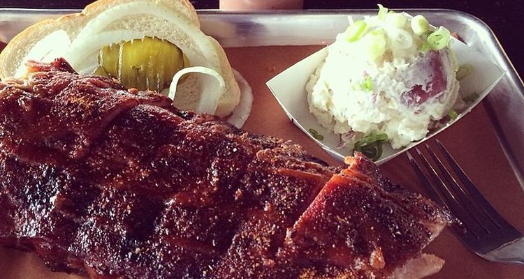 Blue Door Smokehouse Is Pet Friendly
