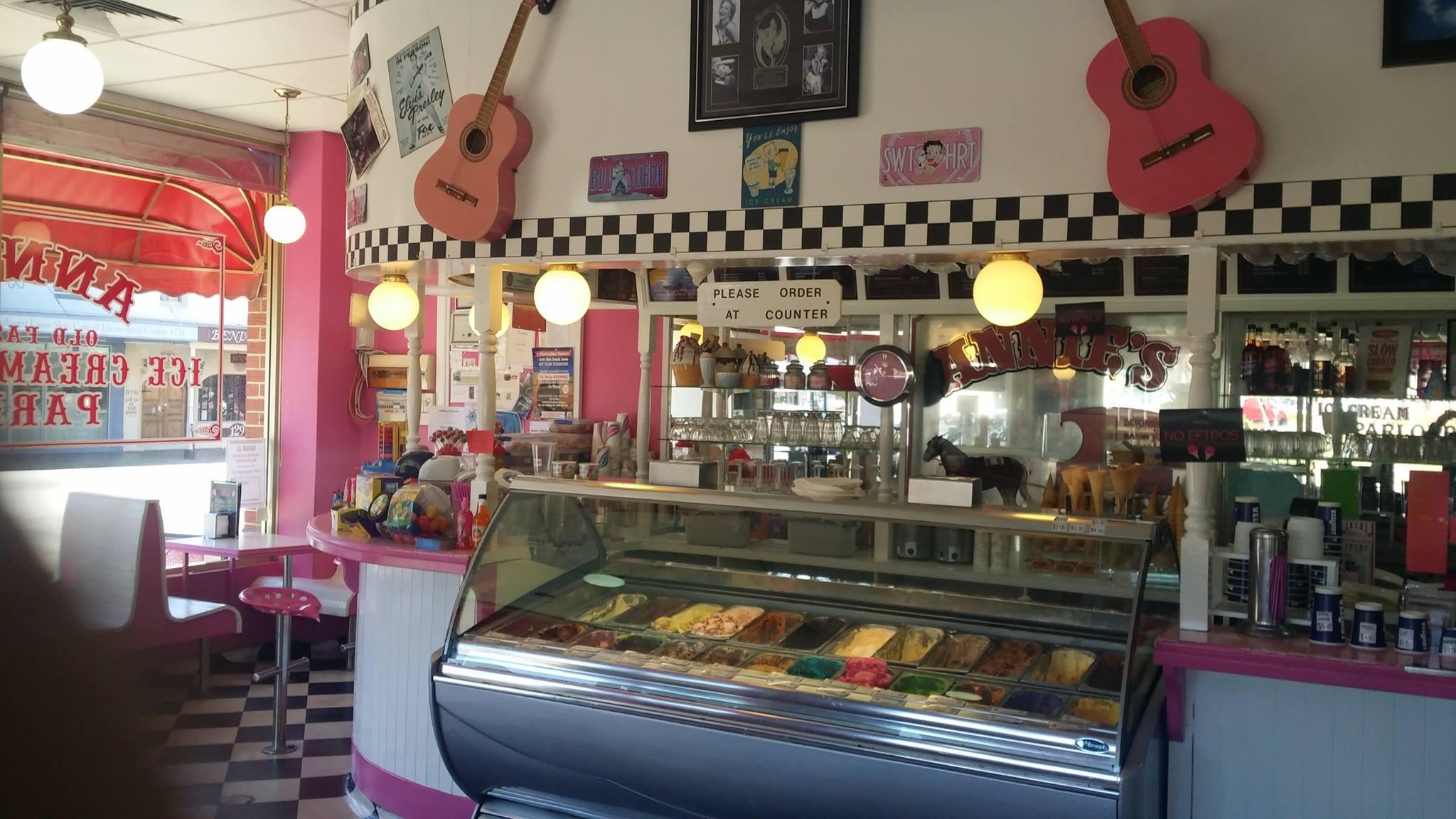 Pet Friendly Annies Old Fashioned Ice Cream Parlor