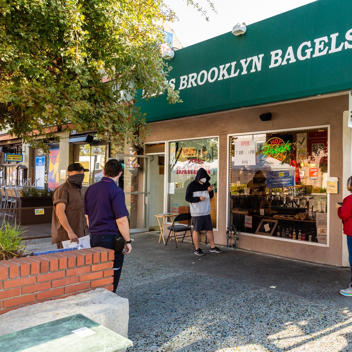 Pet Friendly Izzy's Brooklyn Bagels