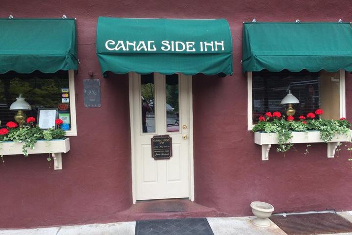Pet Friendly Canal Side Inn