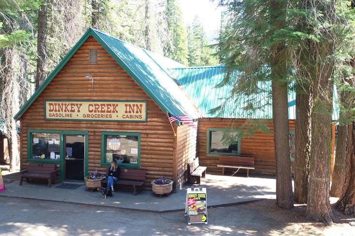 Pet Friendly Dinkey Creek Inn