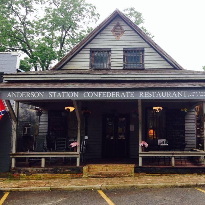 Anderson Station Restaurant Is Pet Friendly