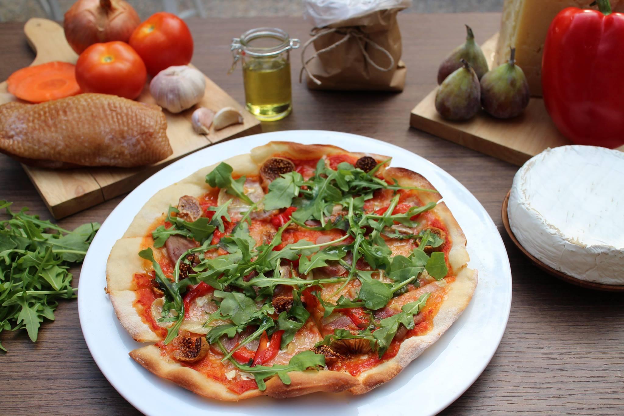 Canopy Garden Dining Bar Is Pet Friendly