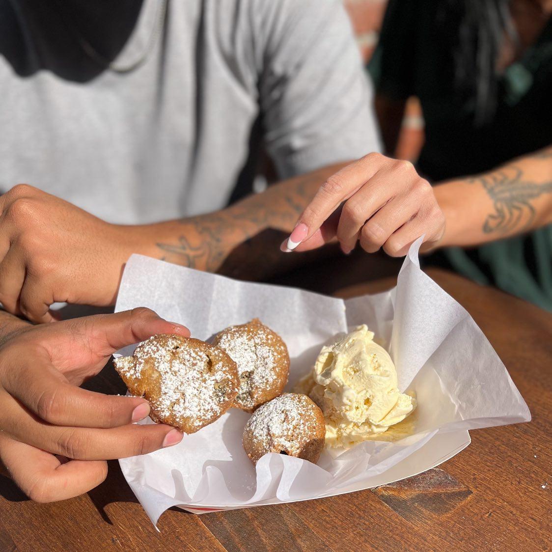 Honey and the Trapcat Pet Policy