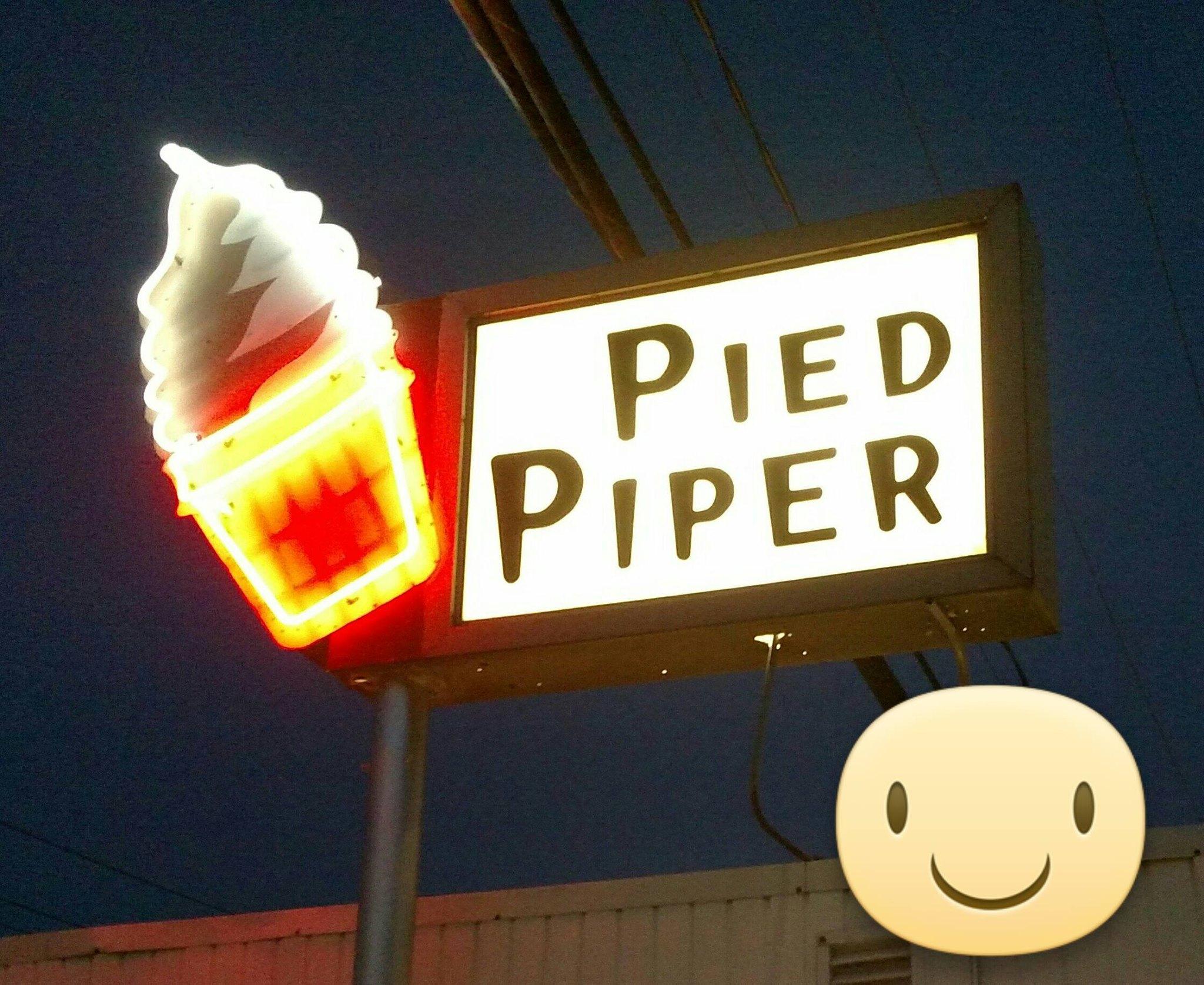 Pet Friendly Pied Piper Drive-In