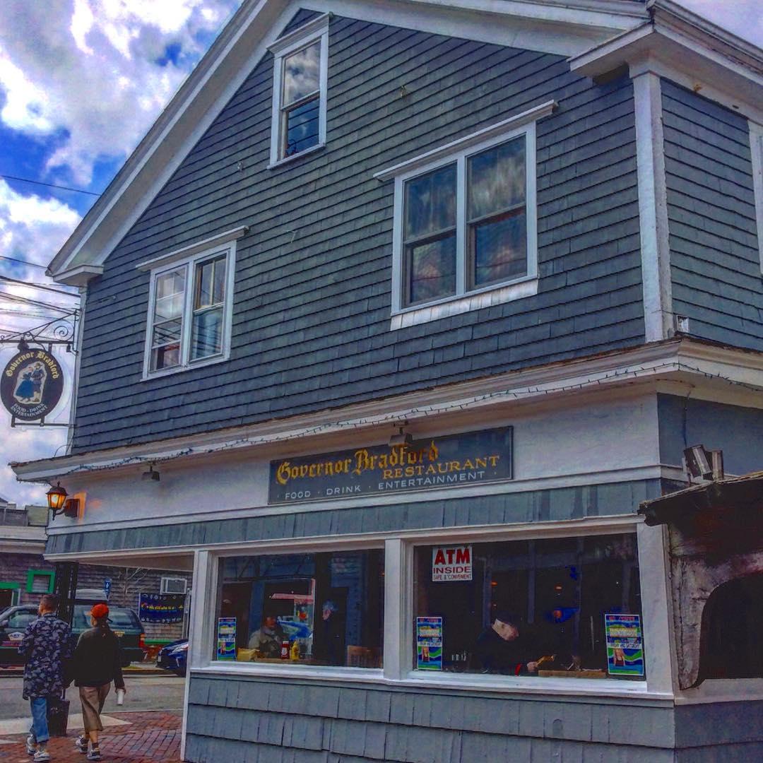 Dog Friendly Restaurants In Provincetown, MA - BringFido